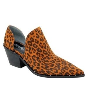 Charles by Charles David Parson Leopard Print Bootie in Camel Leopard Cut Out 6